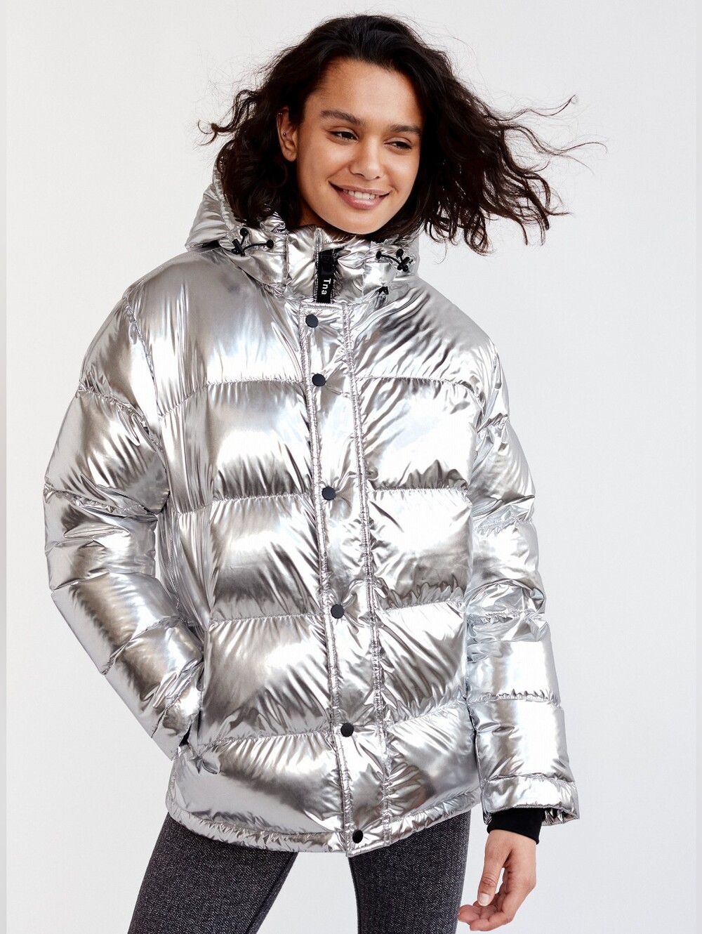aritzia x Tna Super Puff SHINY *limited edition